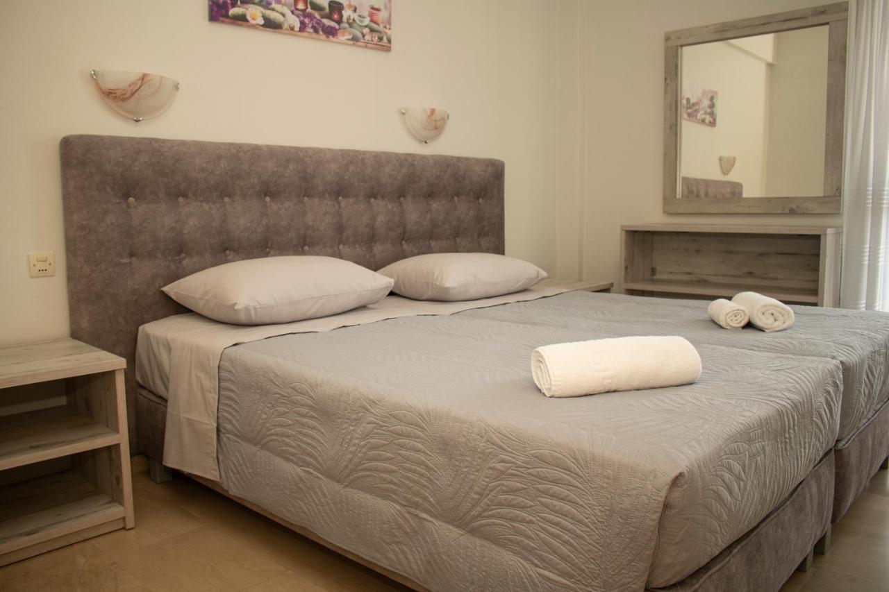 Vicky Apartment Ханиоти Екстериор снимка