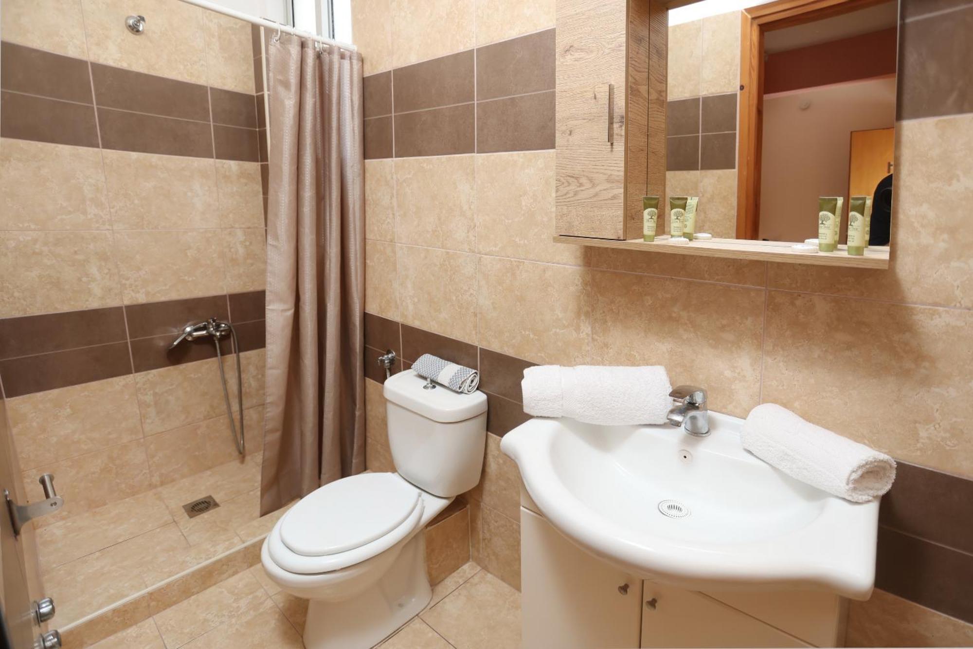 Vicky Apartment Ханиоти Екстериор снимка